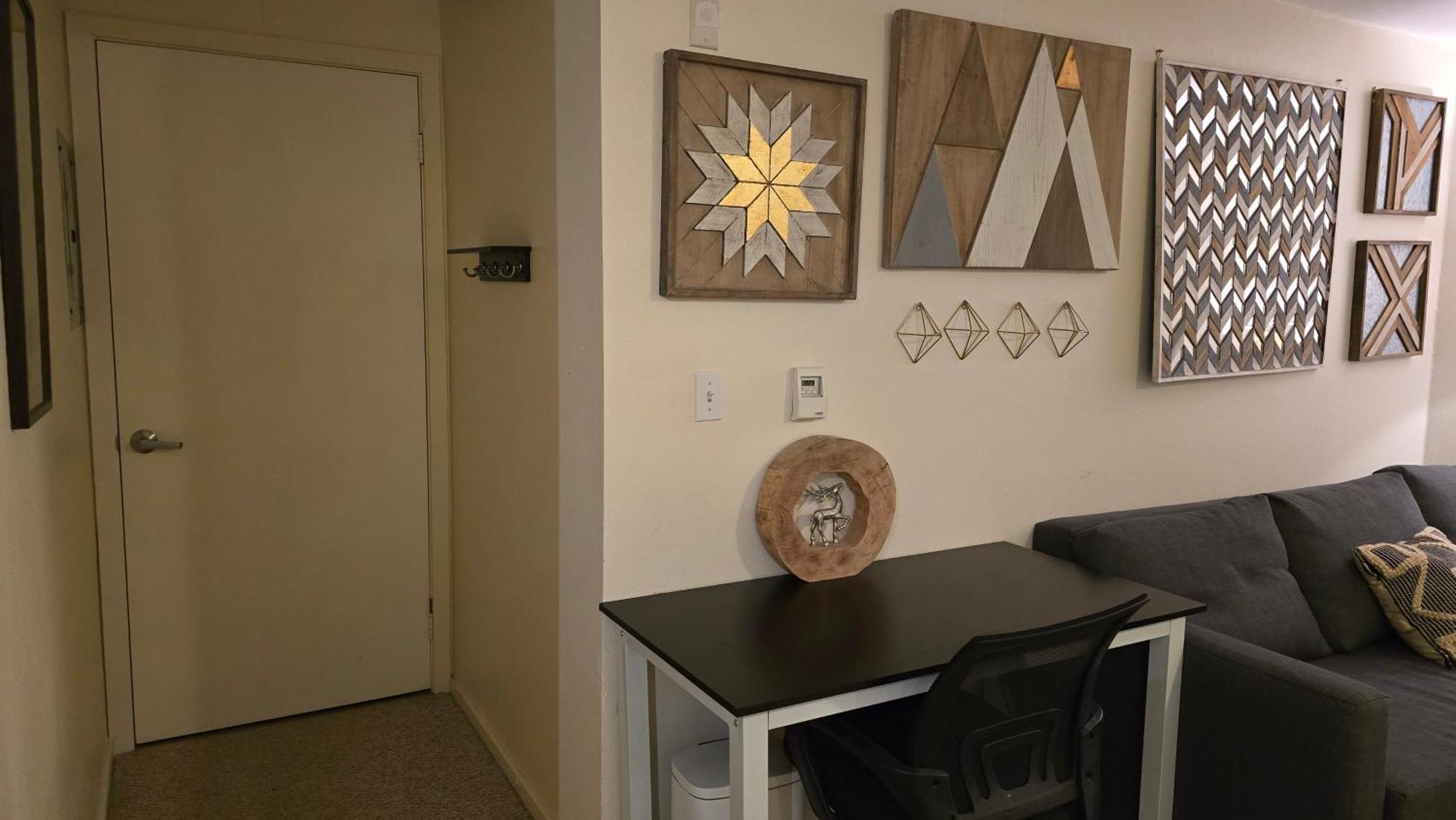 Lovely 1 Bedroom In The Heart Of Seattle! Seattle